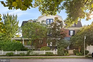 35 E Gravers Ln, Philadelphia, PA 19118 - Photo 33