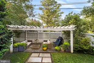 35 E Gravers Ln, Philadelphia, PA 19118 - Photo 13