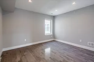 910 N 16th St, Philadelphia, PA 19130 - Photo 11