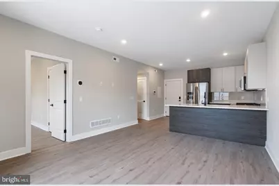 408-10 N Front Street #10, Philadelphia, PA 19123 - Photo 5