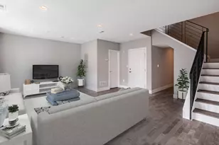 910 N 16th St, Philadelphia, PA 19130 - Photo 3
