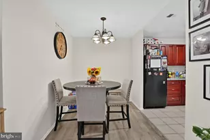 2828 Saxton Rd, Philadelphia, PA 19114 - Photo 5