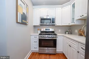 1608 Bainbridge St, Philadelphia, PA 19146 - Photo 9