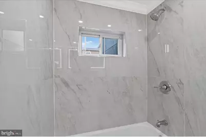 1432 N Leithgow Street, Philadelphia, PA 19122 - Photo 25