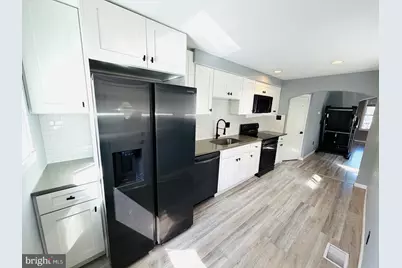 1654 E Lycoming Street, Philadelphia, PA 19124 - Photo 3