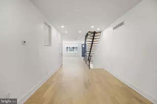 1027 Christian St, Philadelphia, PA 19147 - Photo 9