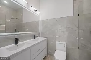 1027 Christian St, Philadelphia, PA 19147 - Photo 23