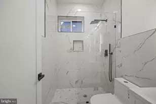 1027 Christian St, Philadelphia, PA 19147 - Photo 31