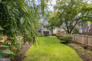39 W Gravers Ln, Philadelphia, PA 19118 - Photo 17