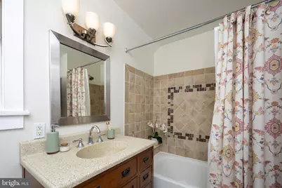 39 W Gravers Lane, Philadelphia, PA 19118 - Photo 13