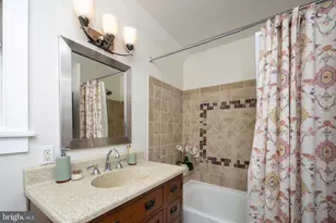 39 W Gravers Ln, Philadelphia, PA 19118 - Photo 13