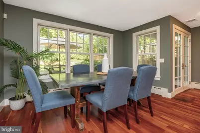 39 W Gravers Lane, Philadelphia, PA 19118 - Photo 9