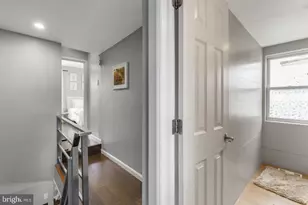 1104 E Dunton St, Philadelphia, PA 19123 - Photo 11