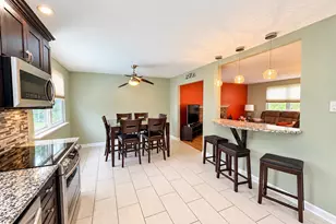 8600 Cathedral Cir, Philadelphia, PA 19128 - Photo 9