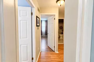 8600 Cathedral Cir, Philadelphia, PA 19128 - Photo 13