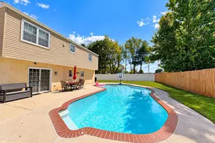 8600 Cathedral Cir, Philadelphia, PA 19128 - Photo 35