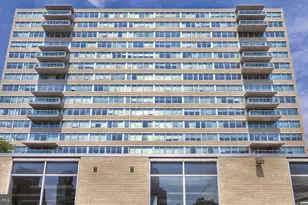 2200 Benjamin Franklin Pkwy, Philadelphia, PA 19130 - Photo 1