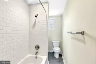 2033 E Letterly St, Philadelphia, PA 19125 - Photo 17
