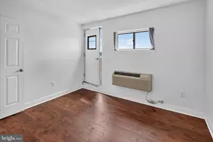 200 Lombard St, Philadelphia, PA 19147 - Photo 17