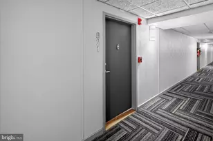 200 Lombard St, Philadelphia, PA 19147 - Photo 9