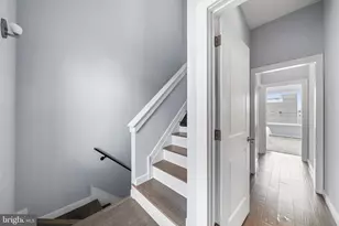 2107 E Arizona St, Philadelphia, PA 19125 - Photo 27