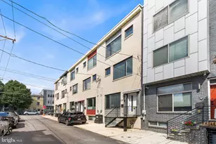 2107 E Arizona St, Philadelphia, PA 19125 - Photo 3