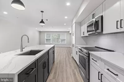 2144 Lombard, Philadelphia, PA 19146 - Photo 5