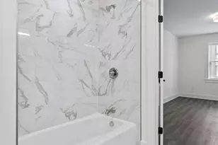 2144 Lombard, Philadelphia, PA 19146 - Photo 15