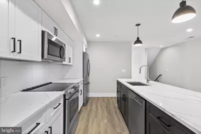 2144 Lombard, Philadelphia, PA 19146 - Photo 7