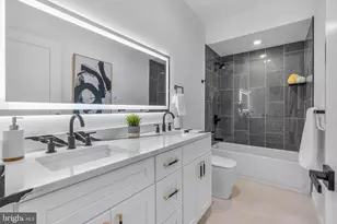 2425 Hartranft St, Philadelphia, PA 19145 - Photo 17