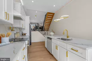 2425 Hartranft St, Philadelphia, PA 19145 - Photo 3