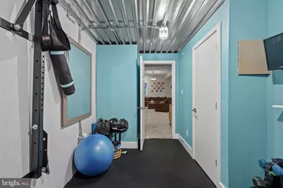 748 S Dorrance Street, Philadelphia, PA 19146 - Photo 47