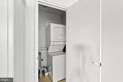 2601 Pennsylvania Avenue #522, Philadelphia, PA 19130 - Photo 13