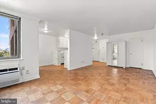 2601 Pennsylvania Ave, Philadelphia, PA 19130 - Photo 5