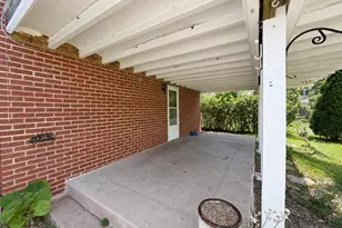 6797 Lawnton St, Philadelphia, PA 19128 - Photo 27