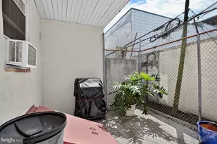 636 Wilder St, Philadelphia, PA 19147 - Photo 13