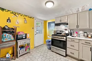 337 E Haines St, Philadelphia, PA 19144 - Photo 5