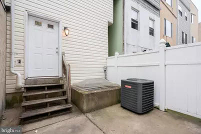 1014 S Cleveland Street, Philadelphia, PA 19146 - Photo 5