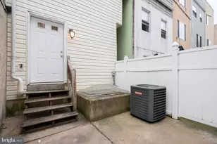 1014 S Cleveland St, Philadelphia, PA 19146 - Photo 5