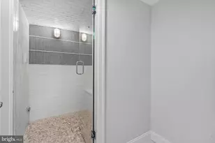 268 Dupont St, Philadelphia, PA 19128 - Photo 33