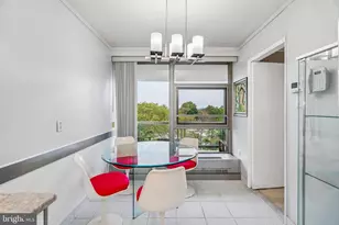 2401 Pennsylvania Ave, Philadelphia, PA 19130 - Photo 11
