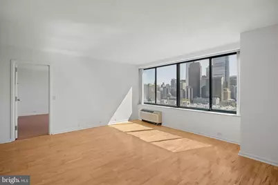 2001 Hamilton Street #2004, Philadelphia, PA 19130 - Photo 7