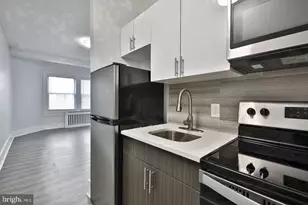 4247 Locust St, Philadelphia, PA 19104 - Photo 9