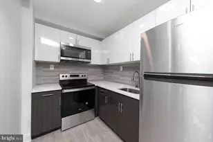 4247 Locust St, Philadelphia, PA 19104 - Photo 25