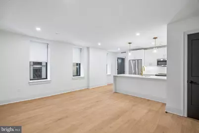 135 S 19th Street #204, Philadelphia, PA 19103 - Photo 1