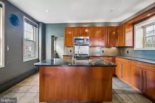 1948 E Moyamensing Ave, Philadelphia, PA 19148 - Photo 9