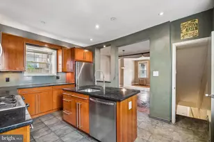 1948 E Moyamensing Ave, Philadelphia, PA 19148 - Photo 17
