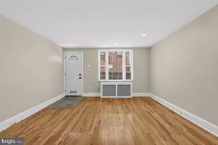 2405 S Warnock St, Philadelphia, PA 19148 - Photo 3