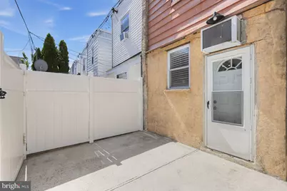 2405 S Warnock Street, Philadelphia, PA 19148 - Photo 27