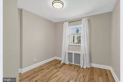 2405 S Warnock Street, Philadelphia, PA 19148 - Photo 9
